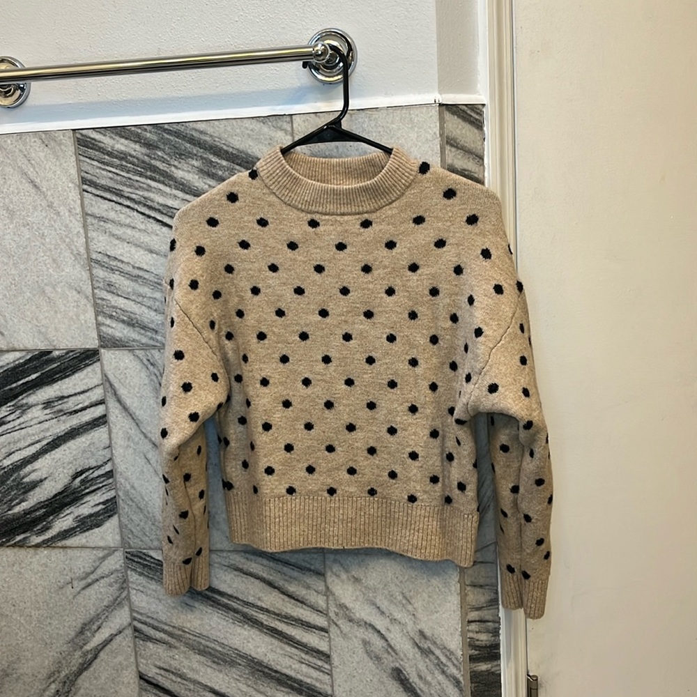 XS H&M Creckneck sweater